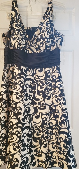 Cocktail Dress - Picture 1 of 2